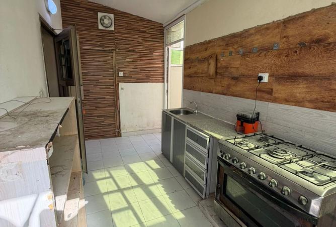 986275 - Property Image 2