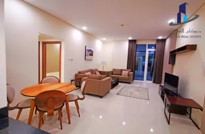 Apartment - 2 Bedrooms - 3 Bathrooms for rent in Al Juffair - Capital Governorate