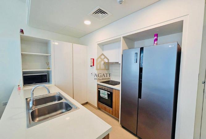 977877 - Property Image 2