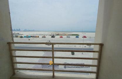 Apartment - 2 Bedrooms - 2 Bathrooms for rent in Busaiteen - Muharraq Governorate
