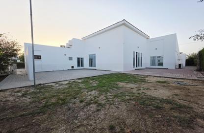 Villa - 4 Bedrooms - 4 Bathrooms for rent in Saar - Northern Governorate