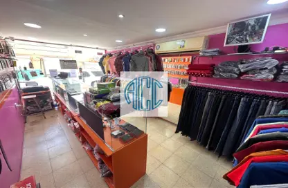 Walk In Closet image for: Shop - Studio - 1 Bathroom for rent in Salmabad - Central Governorate, Image 1