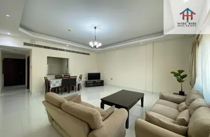 Apartment - 2 Bedrooms - 3 Bathrooms for rent in Al Burhama - Manama - Capital Governorate