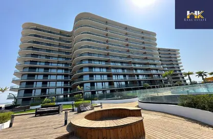 Apartment - 2 Bedrooms - 3 Bathrooms for rent in Hanging Garden - Dilmunia Island - Muharraq Governorate