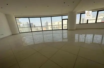 شقة - 2 غرف نوم - 2 حمامات للبيع في السنابس - المنامة - محافظة العاصمة