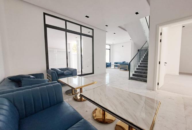 962265 - Property Image 2