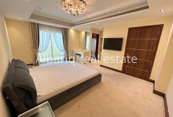 980593 - Property Image 2