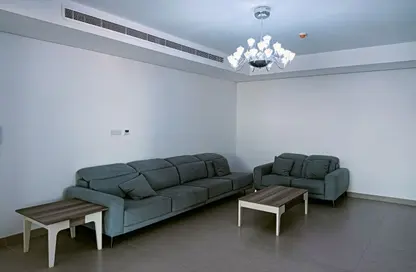 Apartment - 2 Bedrooms - 2 Bathrooms for rent in Seef - Capital Governorate