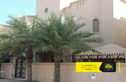 Outdoor Building image for: Villa - 5 Bedrooms - 5 Bathrooms for sale in Arad - Muharraq Governorate, Image 1