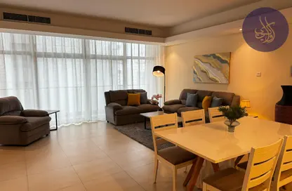 Apartment - 2 Bedrooms - 3 Bathrooms for rent in Busaiteen - Muharraq Governorate
