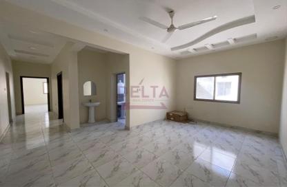 Apartment - 3 Bedrooms - 3 Bathrooms for rent in Galali - Muharraq Governorate