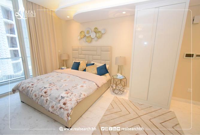 956168 - Property Image 3