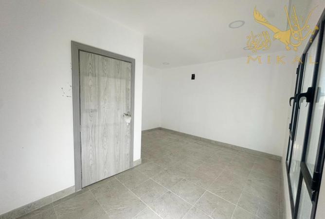 968391 - Property Image 3