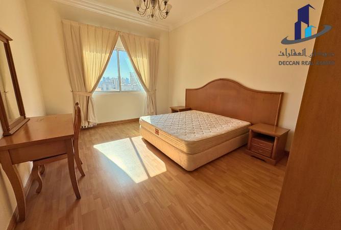 974068 - Property Image 2