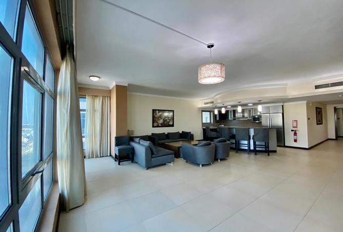 974895 - Property Image 2