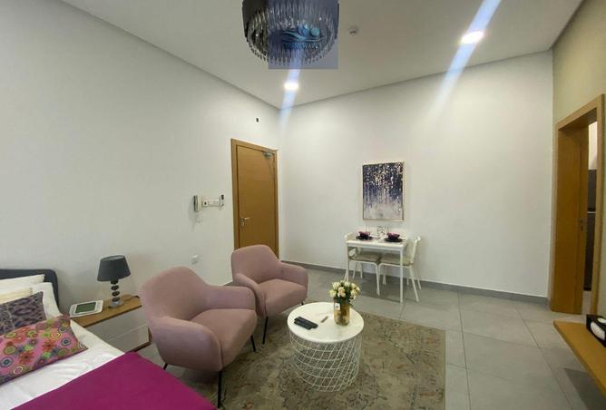 988015 - Property Image 3