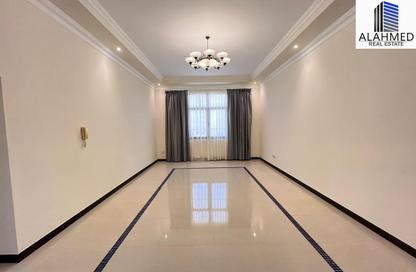Apartment - 1 Bedroom - 2 Bathrooms for rent in Al Juffair - Capital Governorate