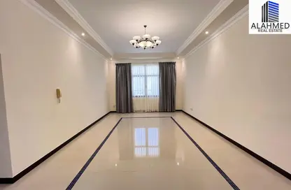 Apartment - 1 Bedroom - 2 Bathrooms for rent in Al Juffair - Capital Governorate