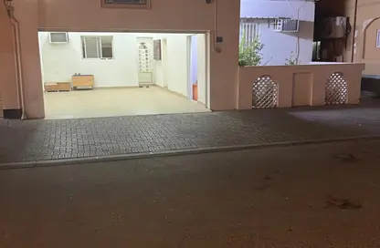 فيلا - 4 غرف نوم - 3 حمامات للبيع في مدينة عيسى - المحافظة الوسطى
