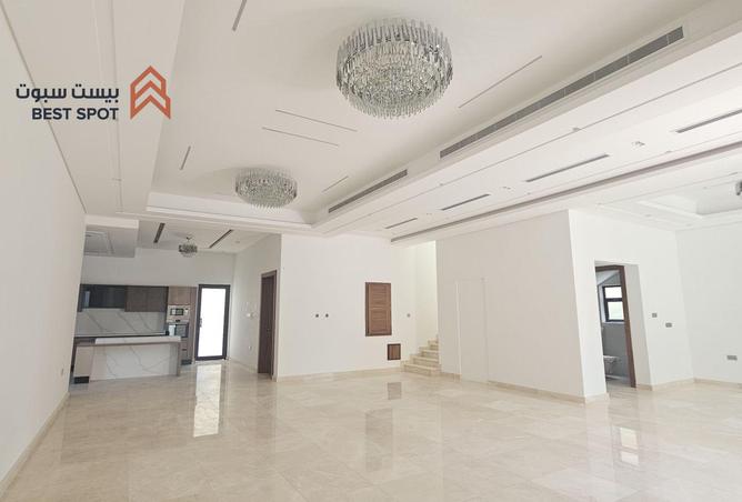 939833 - Property Image 2