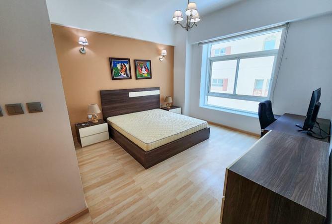 957804 - Property Image 3