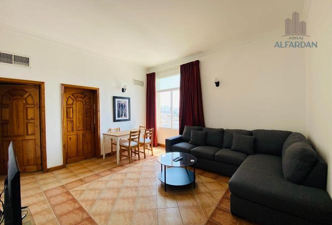 972977 - Property Image 2