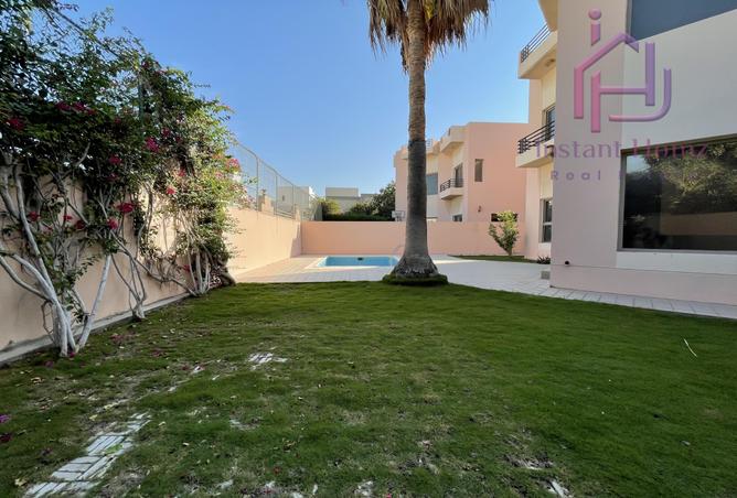 977979 - Property Image 2