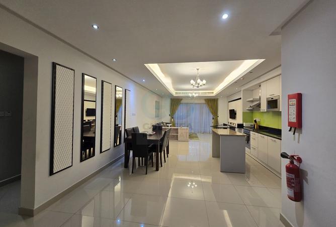 975302 - Property Image 2