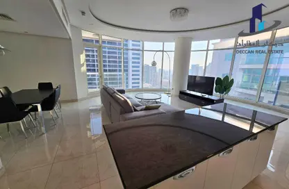 Apartment - 2 Bedrooms - 4 Bathrooms for rent in Al Juffair - Capital Governorate