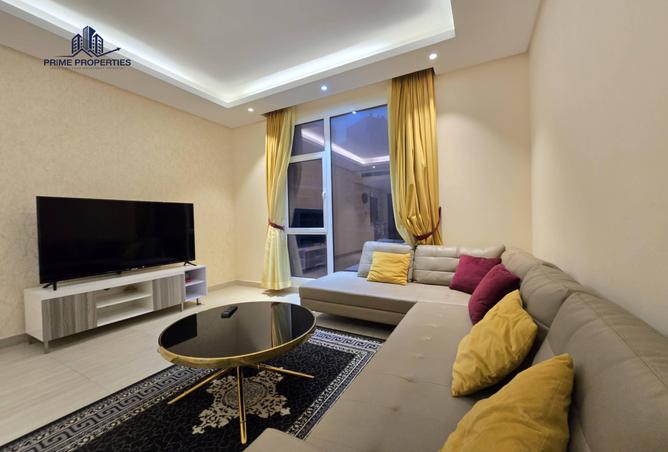 989036 - Property Image 2