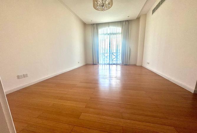 962628 - Property Image 3