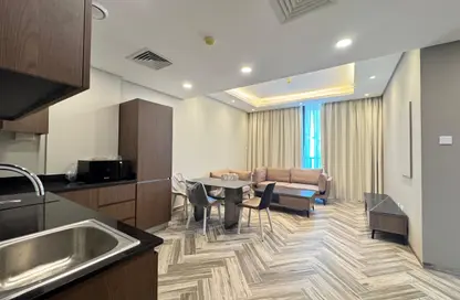 Apartment - 1 Bedroom - 2 Bathrooms for rent in Sanabis - Manama - Capital Governorate