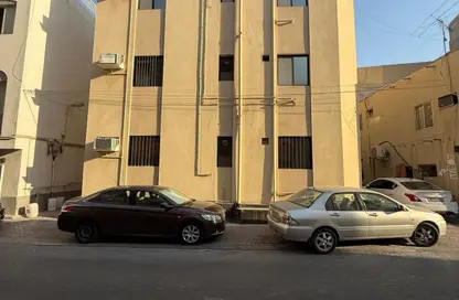 Whole Building - 7+ Bedrooms - 7+ Bathrooms for sale in Exhibition Road - Hoora - Capital Governorate