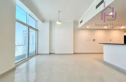 Apartment - 1 Bedroom - 2 Bathrooms for sale in Sanabis - Manama - Capital Governorate Apartment - 1 Bedroom - 2 Bathrooms for sale in Sanabis - Manama - Capital Governorate