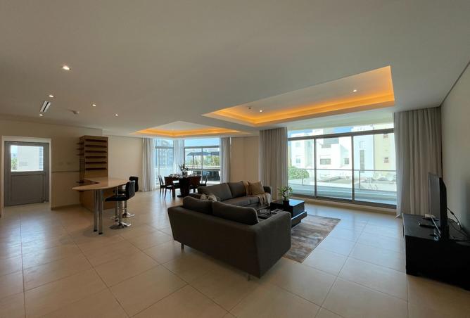 958225 - Property Image 2