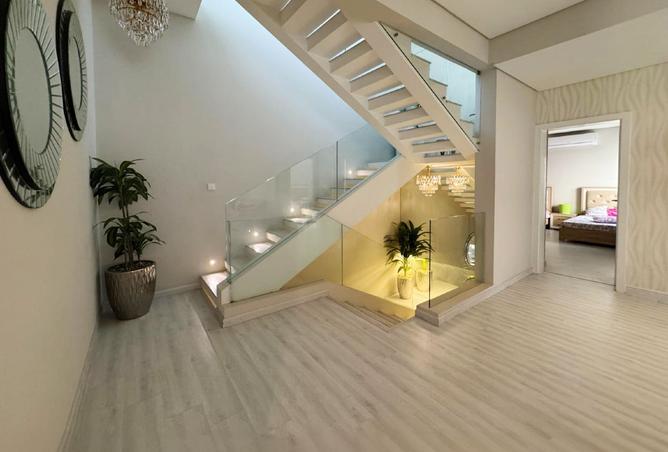 965846 - Property Image 2