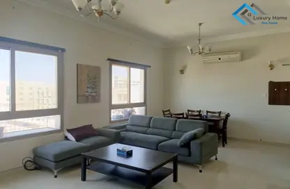 Apartment - 2 Bedrooms - 2 Bathrooms for rent in Zinj - Manama - Capital Governorate