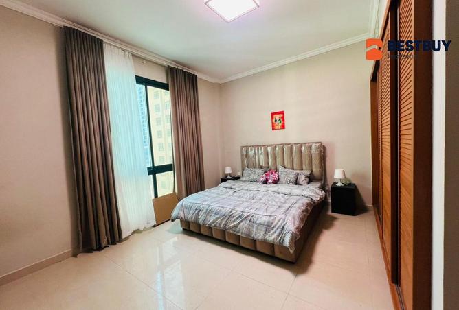 990450 - Property Image 2