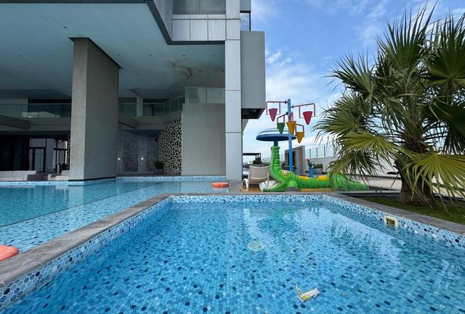 985288 - Property Image 3