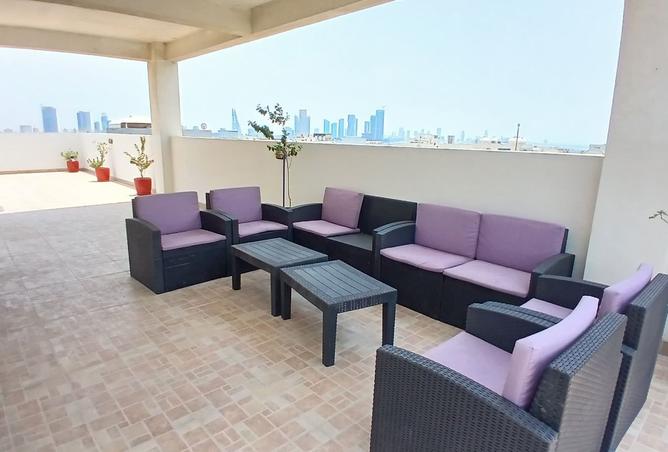 985845 - Property Image 2