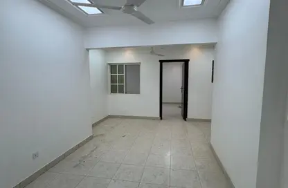 Apartment - 2 Bedrooms - 2 Bathrooms for rent in Hamad Town - Northern Governorate