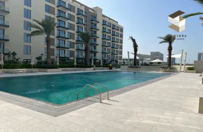 صورة لـ حوض سباحة شقة - غرفة نوم - 1 حمام للبيع في مراسي البحرين - ديار المحرق - المحرق ، صورة رقم 1