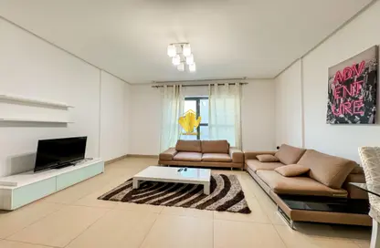 Apartment - 1 Bedroom - 2 Bathrooms for rent in Al Juffair - Capital Governorate