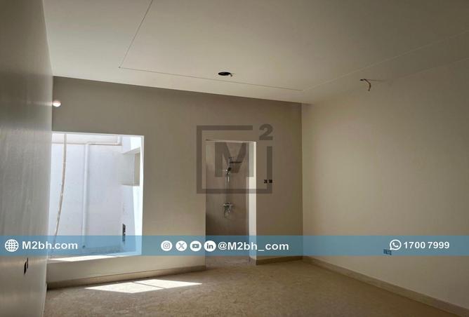 953840 - Property Image 3