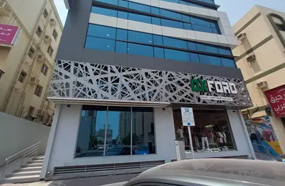 Shop - Studio - 2 Bathrooms for rent in Exhibition Road - Hoora - Capital Governorate