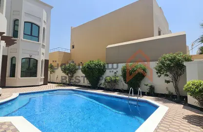 Villa - 4 Bedrooms - 5 Bathrooms for sale in Saar - Northern Governorate
