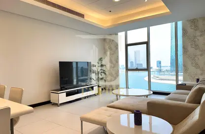 Apartment - 2 Bedrooms - 3 Bathrooms for rent in Reef Island - Capital Governorate