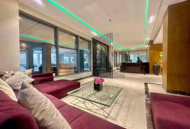 982534 - Property Image 2