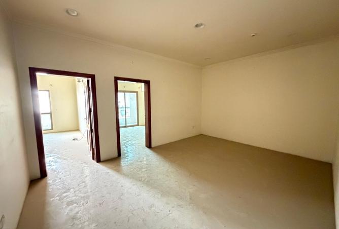 984045 - Property Image 2