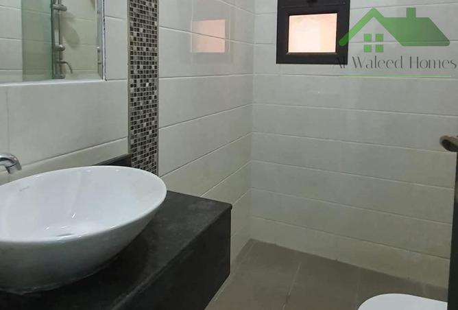 966708 - Property Image 3